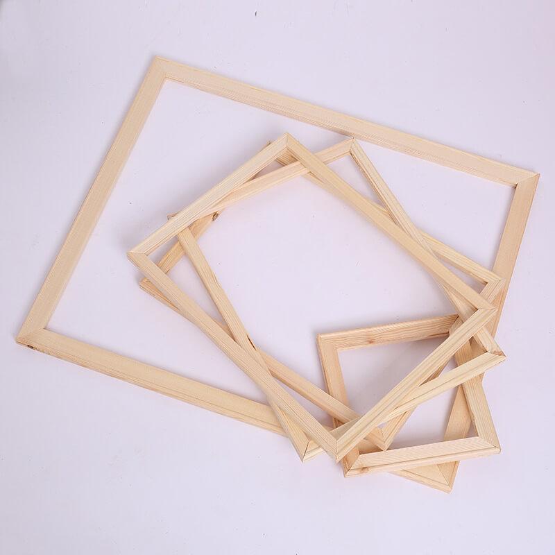 DIY dřevěný rám připravený k montáži